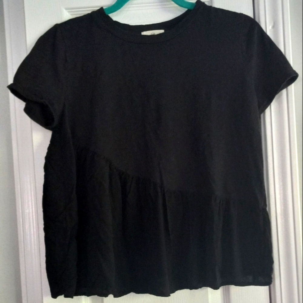 T. LA ANTHROPOLOGIE TIERED RUFFED HEM TSHIRT